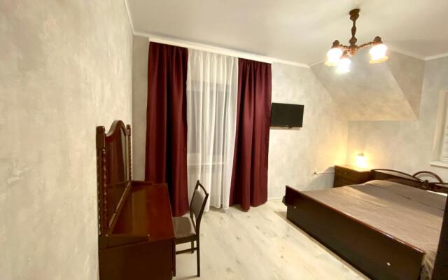 Gostevoy Dom Lidiya Guest House