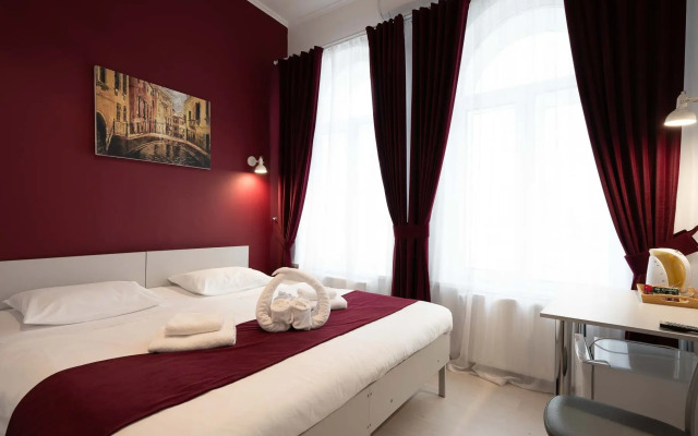 Hotel, IQHotel
