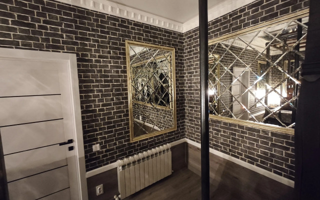 Na Krasnoy Armii 136/2 Apartments