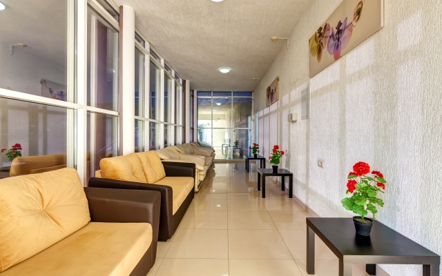 Azariya Hotel