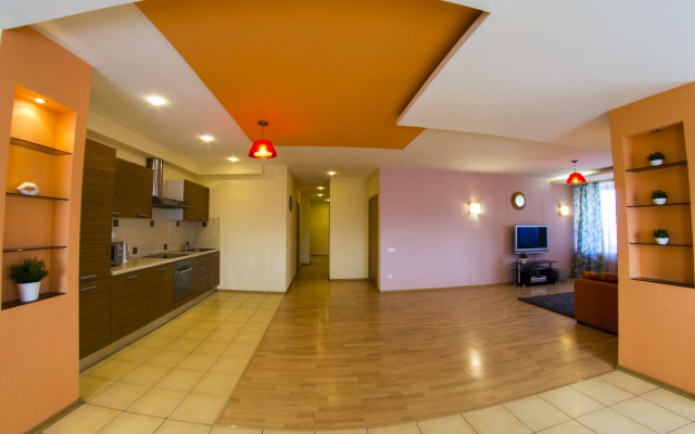 Na Dekabristov Apartments