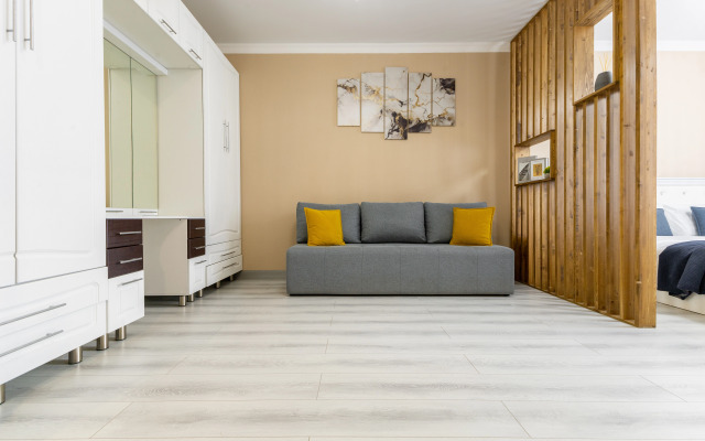 Novaya Odnokomnatnaya V Tsentre Flat