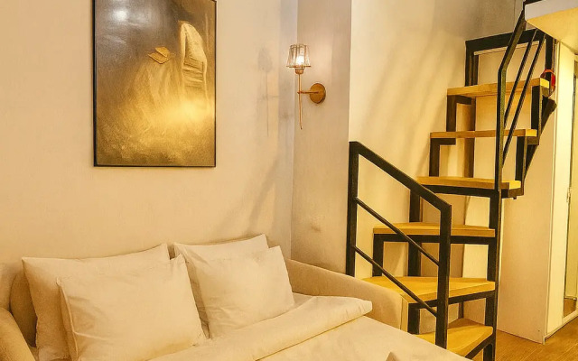 Апартаменты двухэтажные рядом с Кремлем