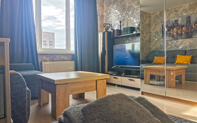 Knizhny Dom Flat