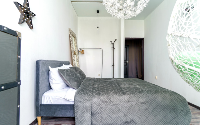 Апартаменты ApartMari Шикарные 4-комнатные апартаменты Лофт в центре