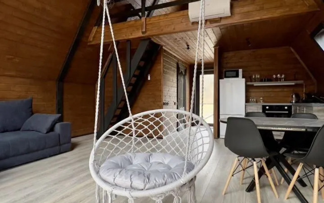 Частный дом Пещера