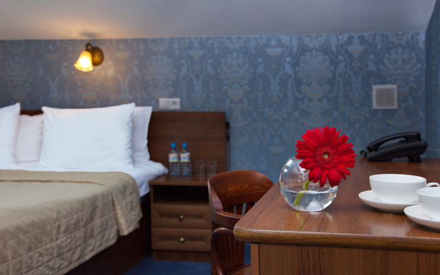 Moika 5 Hotel
