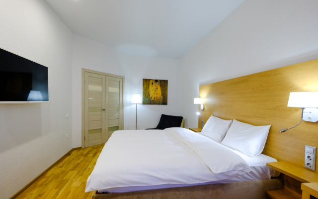 Апартаменты Петровские на Советской 90 (5)