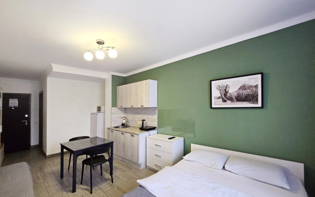 Апартаменты 8 Апартхаус на Инициативной