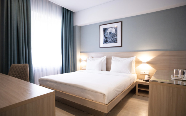 Resident Hotel Kazybek Bi