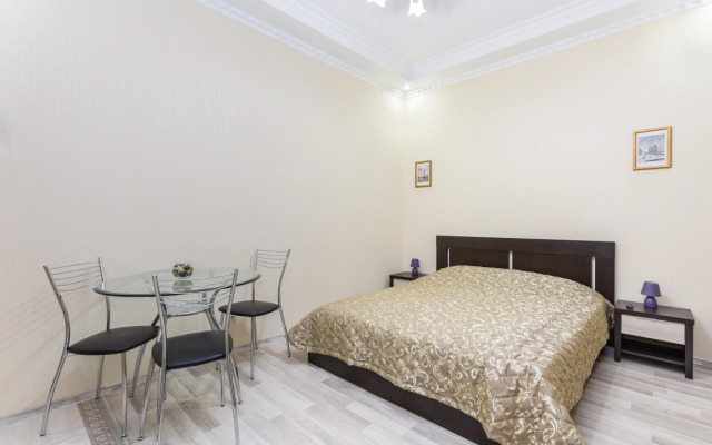 Апартаменты 3 на Конюшенном