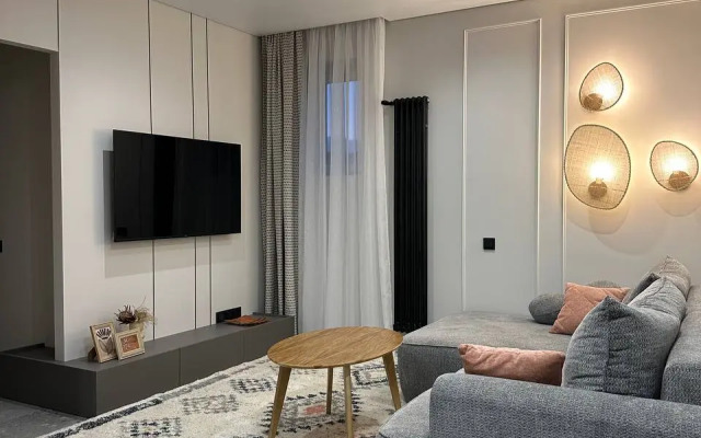 Квартира с 2 спальнями Еловая аллея