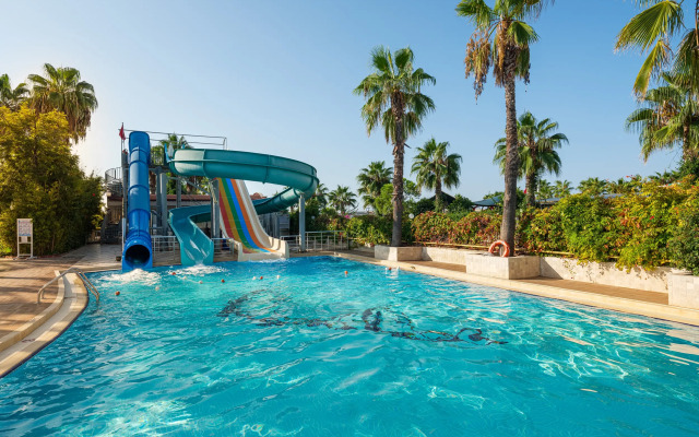 Aydinbey Famous Resort - Ultra All Inclusive