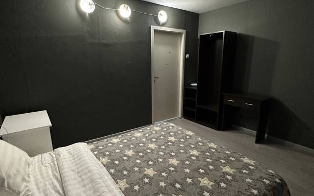 V Samom Serdtse Pitera Living Quarters