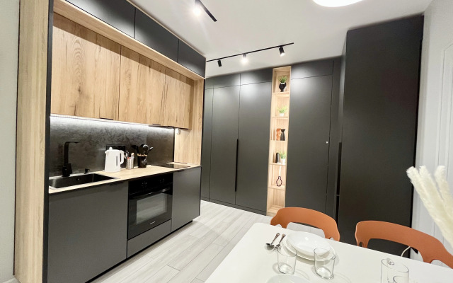 Layf Apart Na Granichnoy 38 Flat