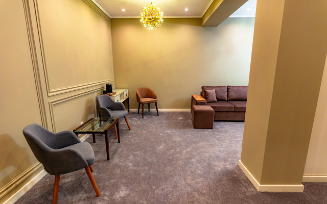 Bravo Hotel