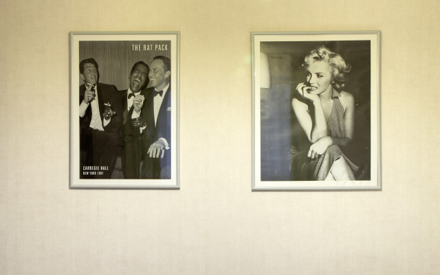 Апартаменты с джакузи и отдельной спальней