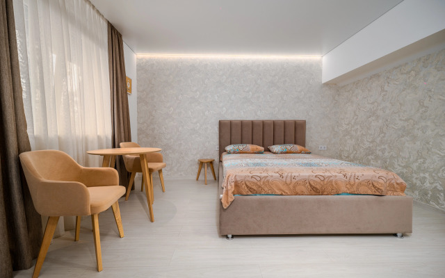 V Tsentre Yalty Apartments