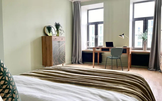Na Ulitse Sadovaya-Spasskaya 19/1 Flat
