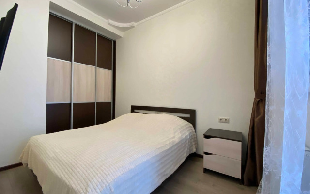 Zhk Poseydon 824 Mamayka Odnokomnatnaya S Balkonom (Trustcontrol) Flat