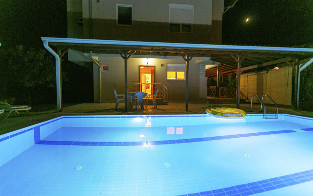 Paradise Town Hazel Villa