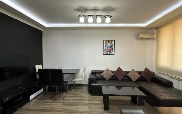 2-K, Ulitsa Yeznika Koghbatsi, Ko100 Flat