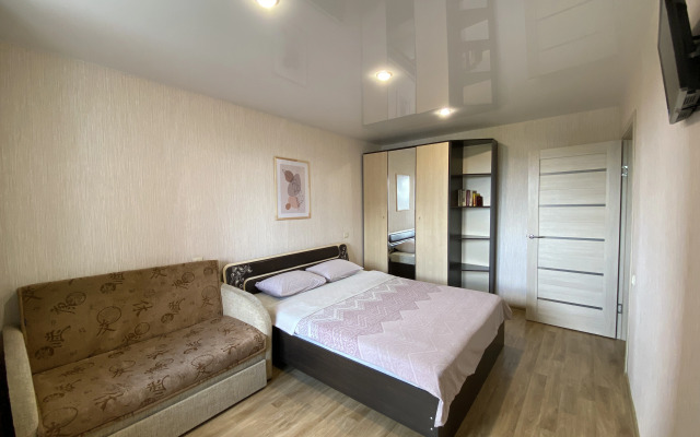 Квартира Жёлтый Нарцисс на Пархоменко