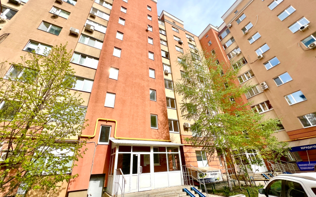 Уютные Апартаменты в Центре Города рядом с пл. Куйбышева (ул. Галактионовская 106А)