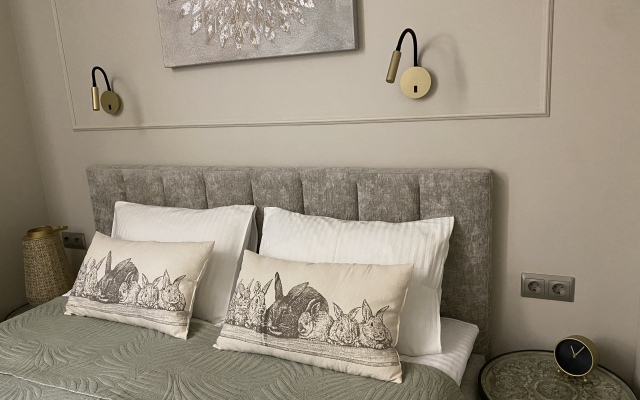 Olive Branch Flat