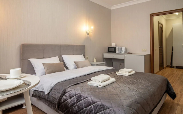 S Razvitoy Infrastruktupoy Apartments
