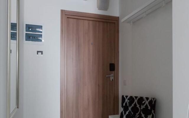 Апартаменты Квартира Cтудия у метро Бухарестская