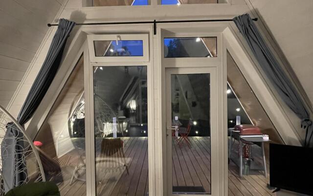 Sazonki Hill A-Frame Village Guest house