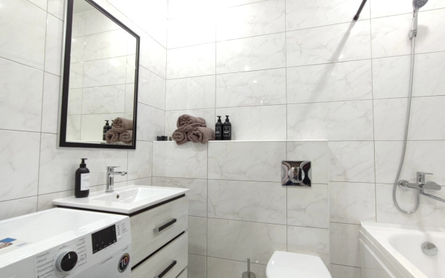 Panda Home v tsentre vozle naberezhnoy i akvaparka Apartments