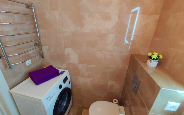 Apartments 2k Zhk Salyut ryadom s akvaparkom i naberejnoi