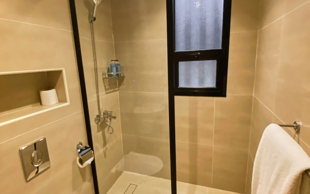 Апартаменты Bnbme Alajlan Riviera 32 2 BDR Maids