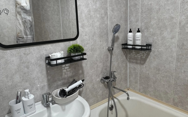 Квартира Трехкомнатная у Моря