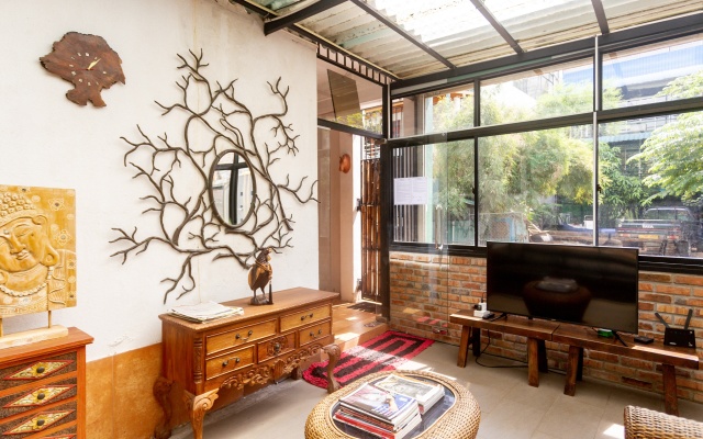 Yoho Taskans Villa