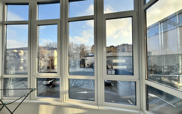 Lyuks V Tsentre Flat