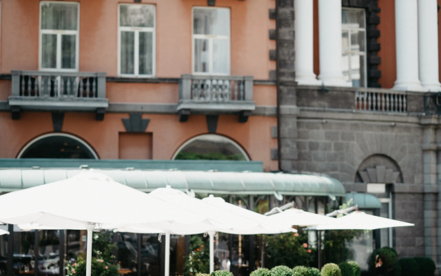 Grand Hotel Yerevan