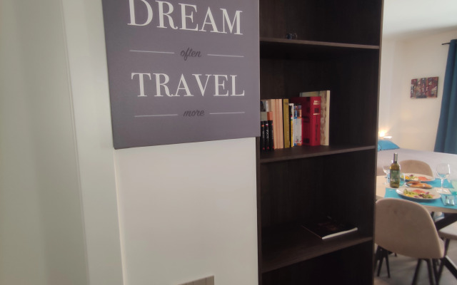 Апартаменты The Rabbit Hole