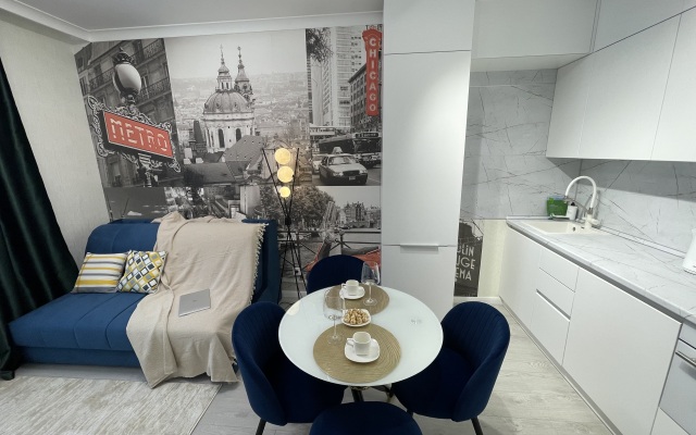 V Tsvetochnykh Polyanakh Flat