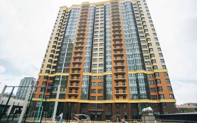 Uzor ApartKvartira na Engel'sa s shikarnym vidom na zakat  Apartments