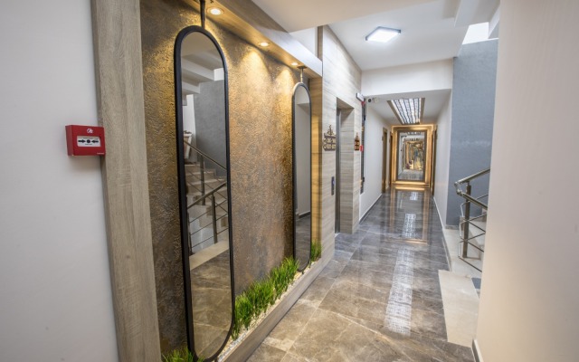 Elanis Suites