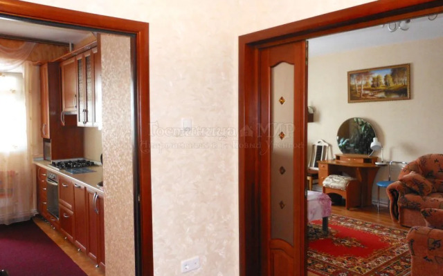 Апартаменты «МИР» мкр. Оптимистов, д. 4, к. 2 1