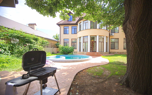 Luxury Villa