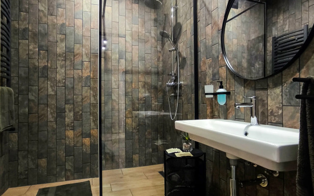 Novye V Dome Biznes Klassa S Okhranoy Apartment