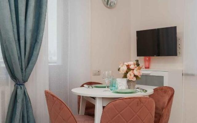 Sandi Na Ul Fridrikha Engelsa 3 Apartments