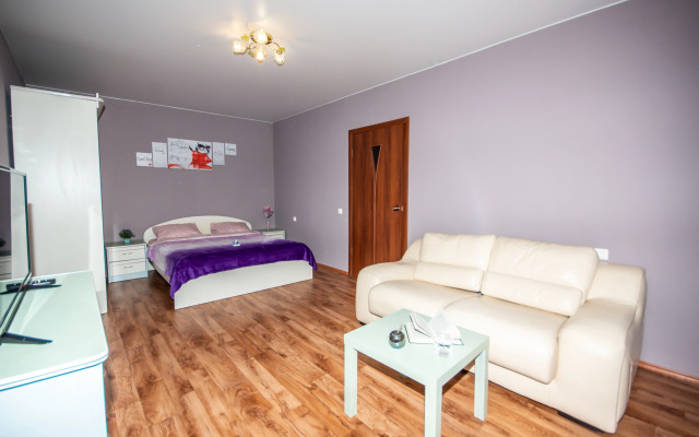 Na Ulitse Maksima Gorykogo Flat