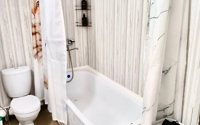 Studiya + Spalnya v Parkovom na 4 gostey Flat