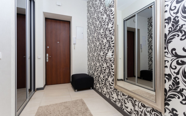 Dvukhkomnatnaia V Istoricheskom Tsentre Flat